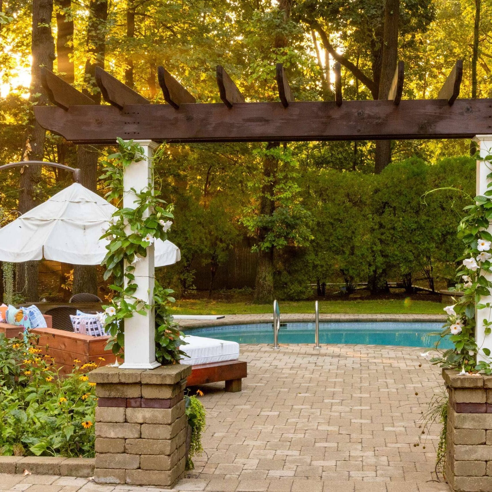 PAVERS